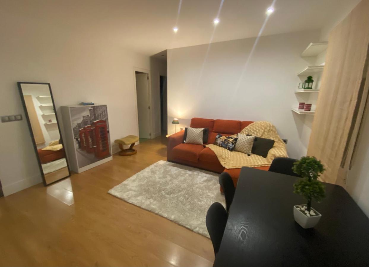 מלון מדריד De Frente A 4 Torres, Habitacion Con Bano מראה חיצוני תמונה